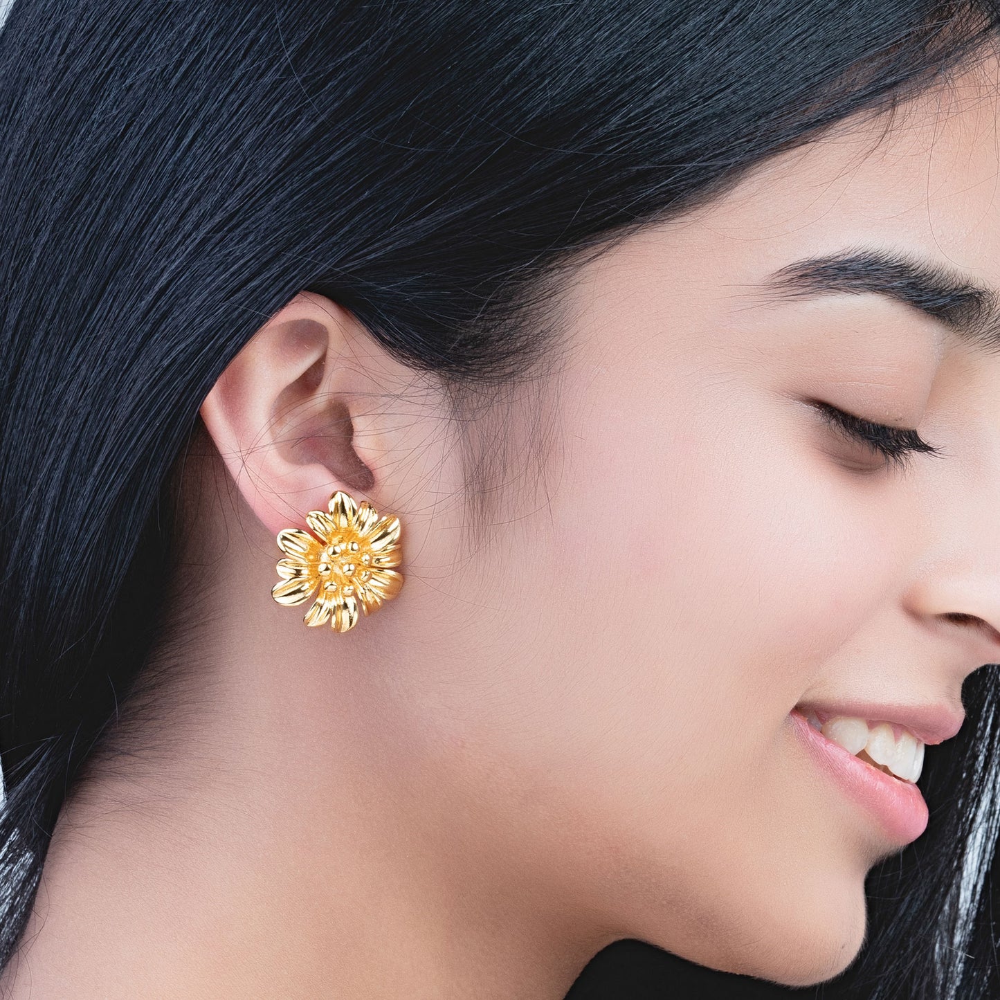 Pretty Pia Earrings