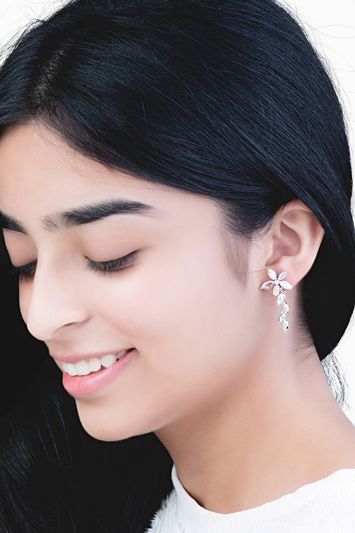 White Aileen Earrings