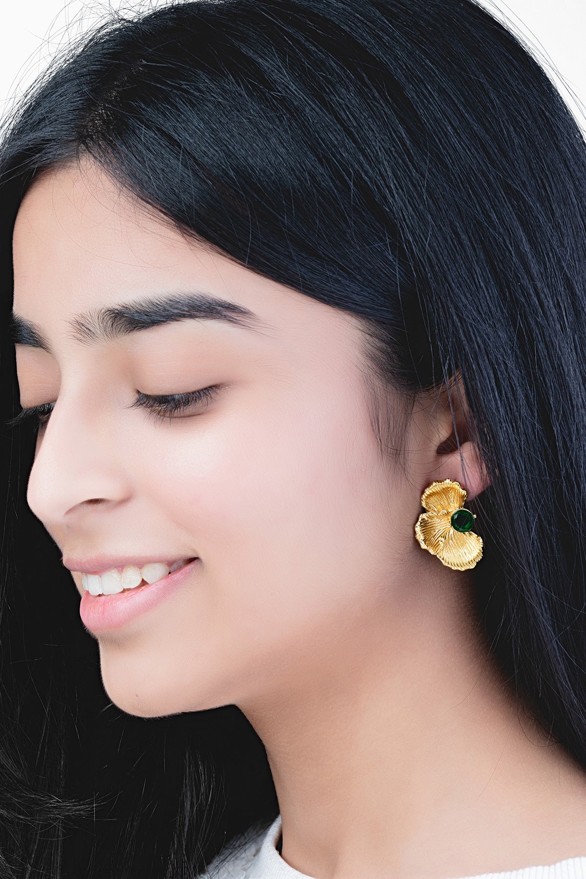 Maanya Earrings