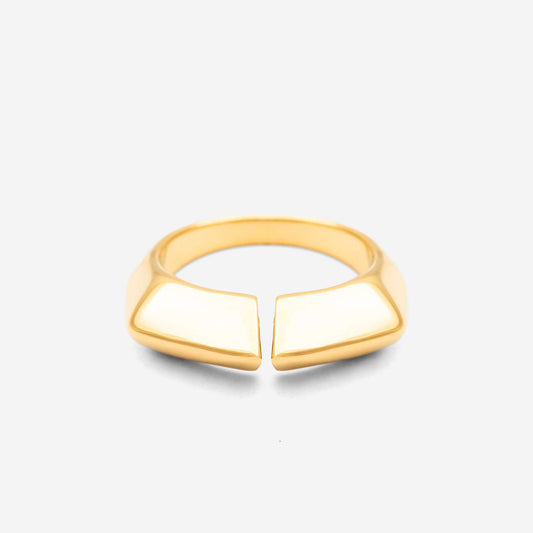 Saffira Ring