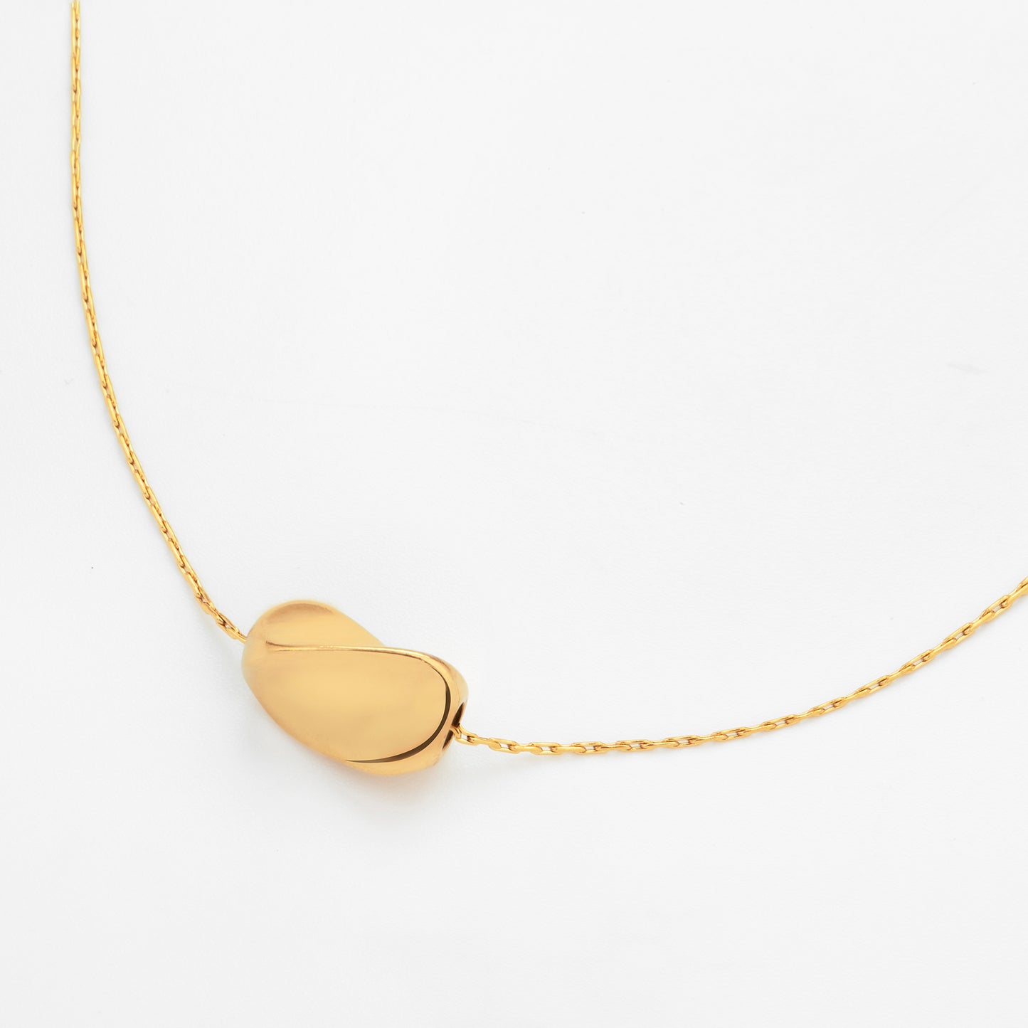 Isabela Twist Necklace