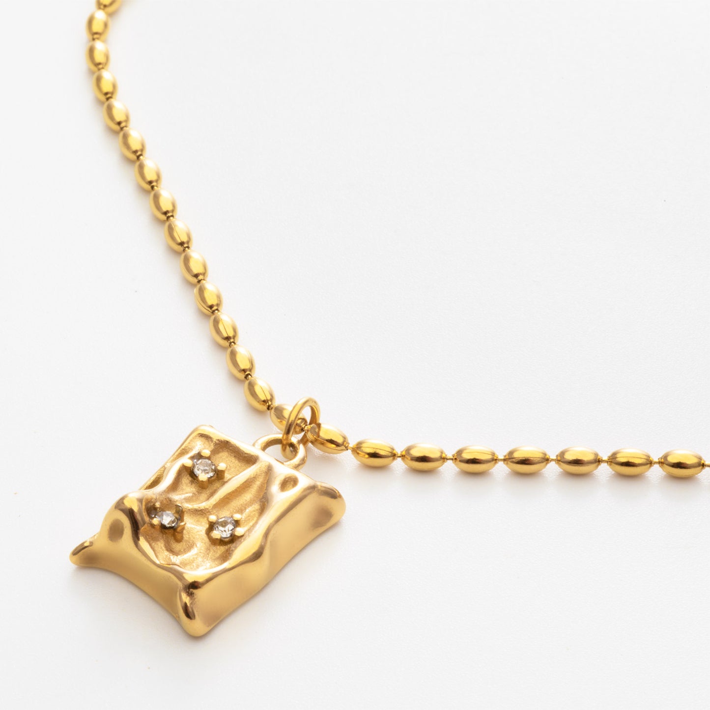 Pretty Flintstone Necklace
