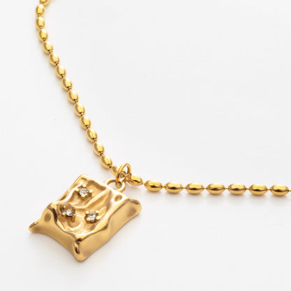 Pretty Flintstone Necklace
