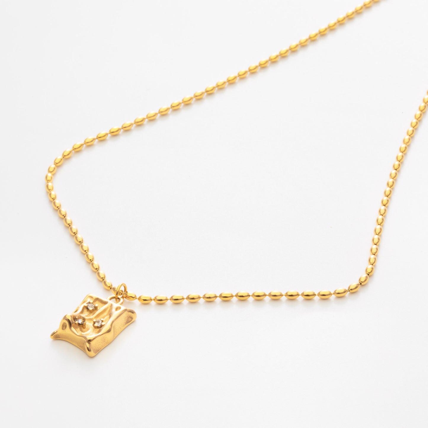 Pretty Flintstone Necklace