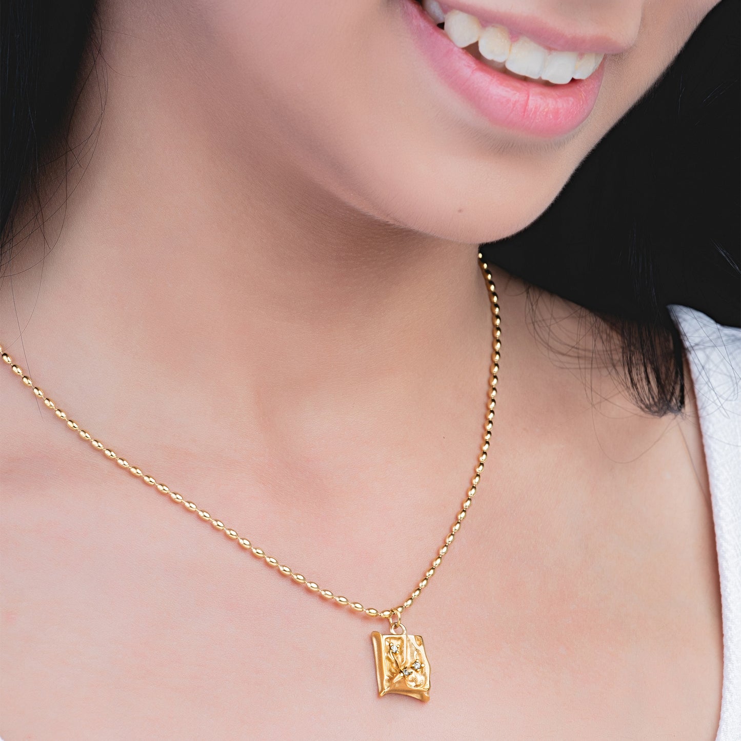 Pretty Flintstone Necklace