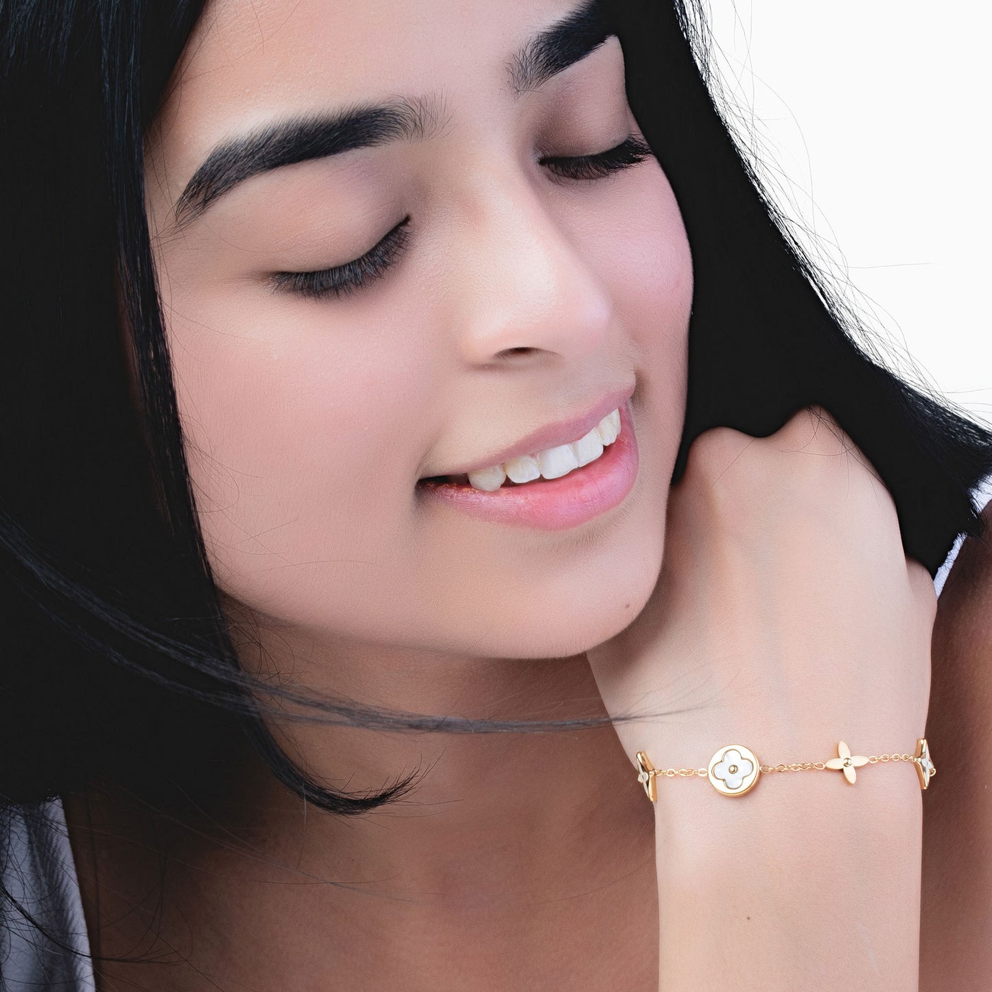Dia Bracelet