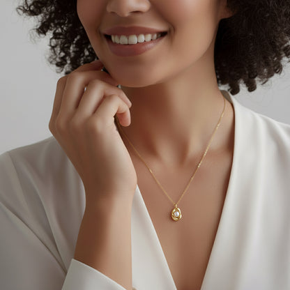 Elia Pearl Necklace
