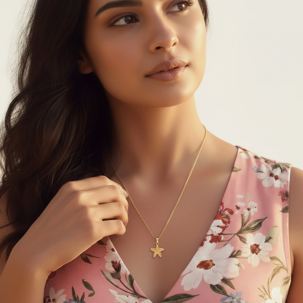 Evi Necklace