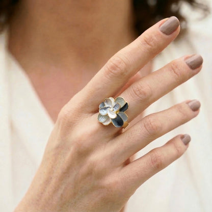 Nira Little Ring